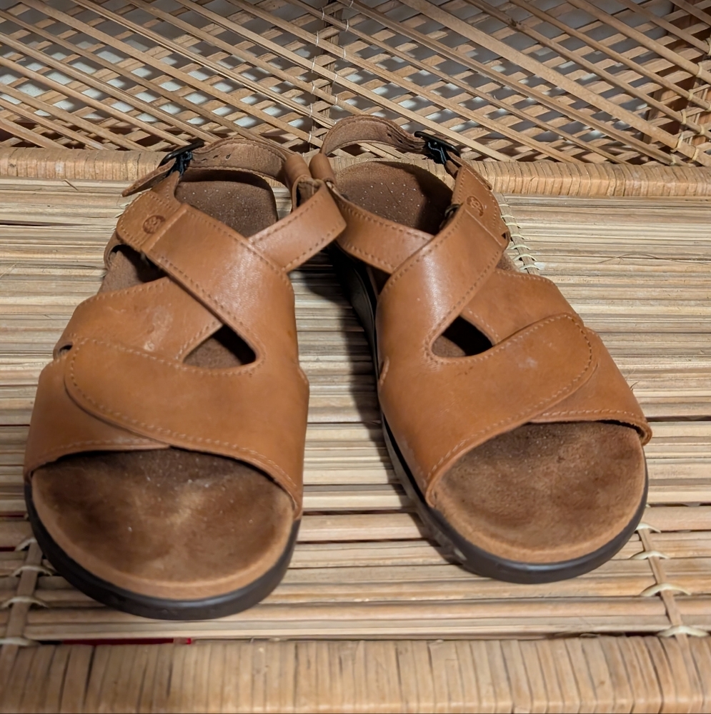 SAS Huggy All Day Sandal Caramel 8.5 Narrow